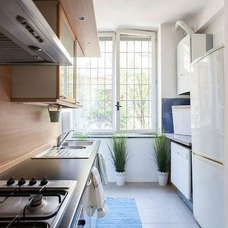 Charming Navigli Apartment Milan Exterior photo