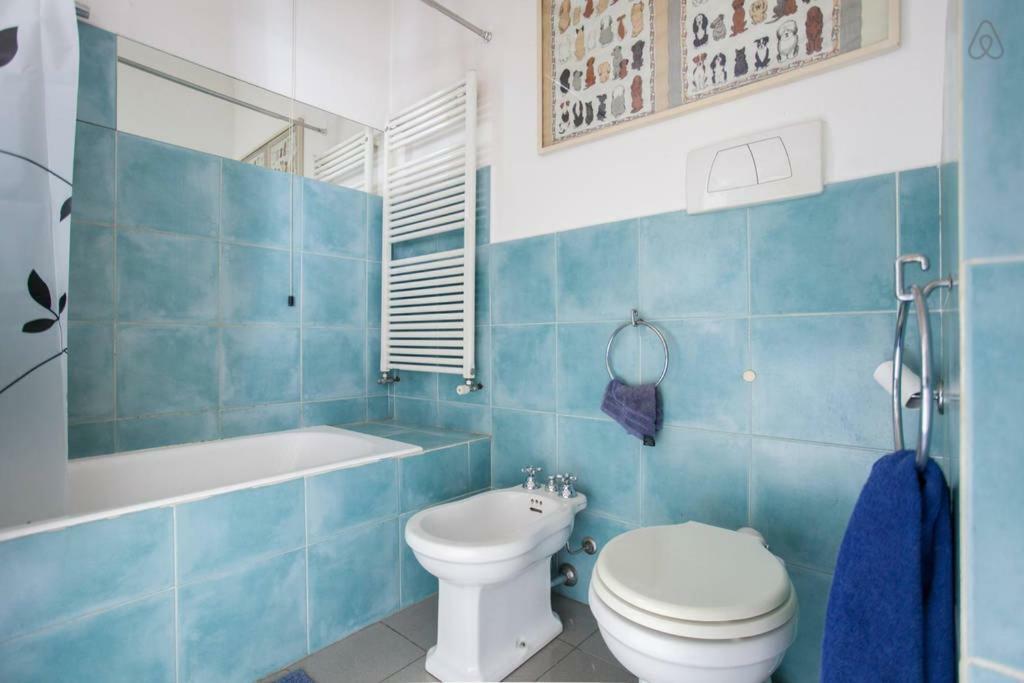 Charming Navigli Apartment Milan Exterior photo